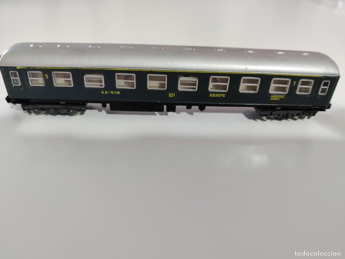 Trenes escala: IBERTREN N - COCHE VIAJEROS 1&ordf; CLASE AZUL REF. 202