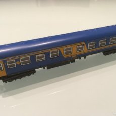 Trenes Escala: IBERTREN ”N” - COCHE 2ª CLASE RENFE 8000 NUEVA IMAGEN