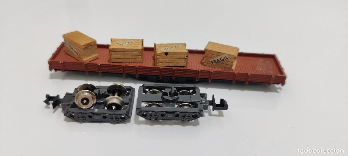 Trenes Escala: IBERTREN N - VAG&Oacute;N BORDE BAJO MARR&Oacute;N 4 EJES CON CAJAS REF. 395