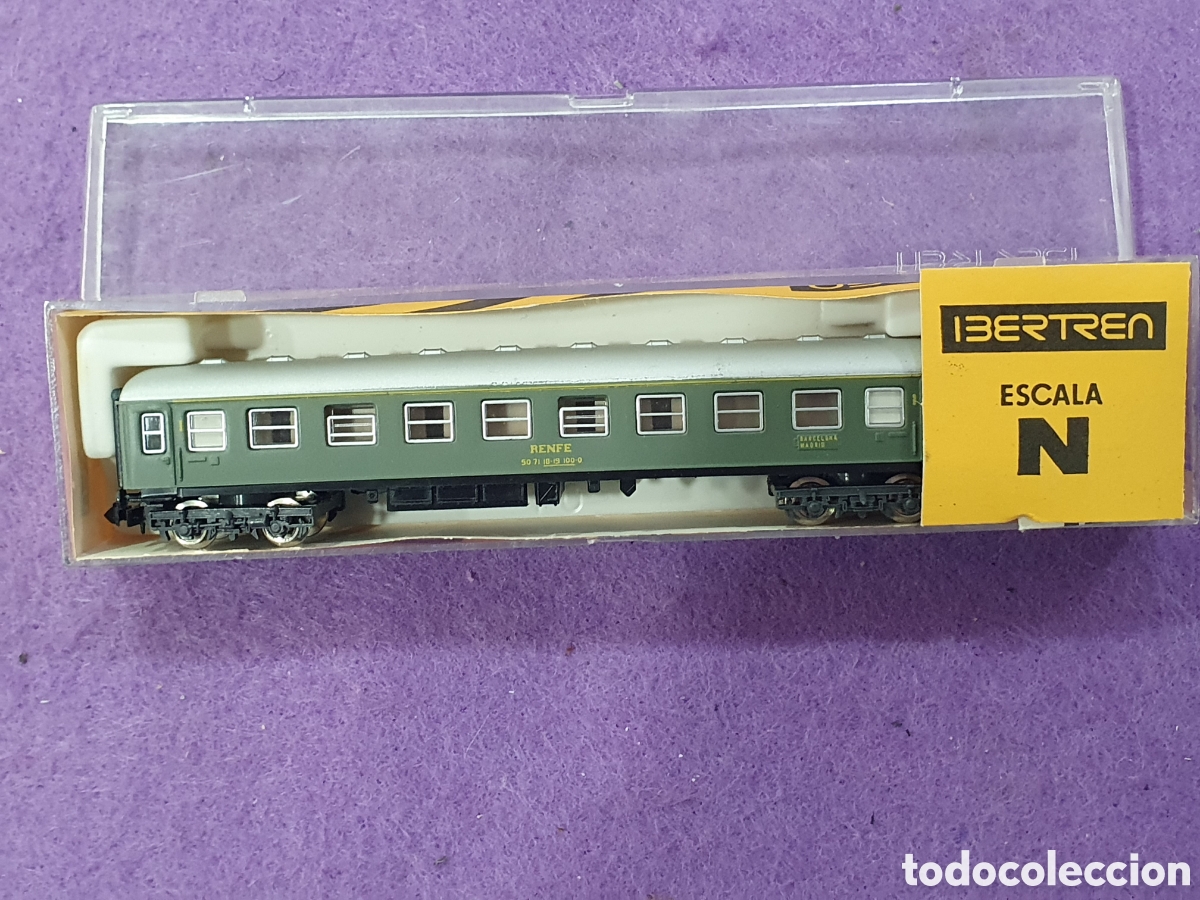 Trenes Escala: Ibertren 201. Vag&oacute;n de pasajeros. (L128)