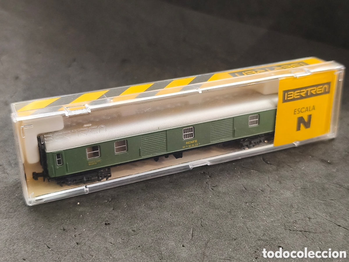 Trenes Escala: Vag&oacute;n pasajeros Ibertren, 201 N Renfe