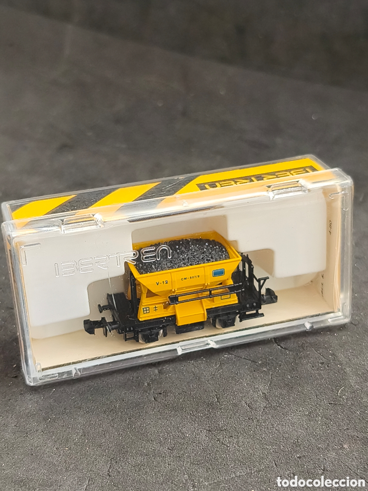 Trenes Escala: Vag&oacute;n Ibertren 464 carb&oacute;n N