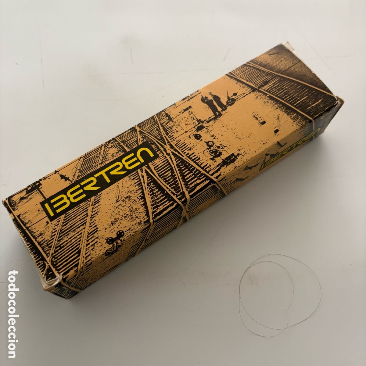 Trenes Escala: caja vacia Vag&oacute;n Teleros 4 Ejes con Troncos en Escala N Ref. 3622/M IBERTREN