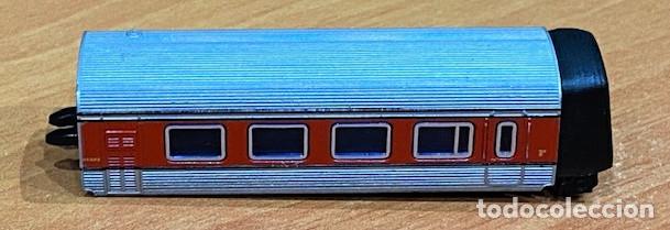 Trenes Escala: COCHE 2&ordf; CLASE DEL TALGO DE IBERTREN. ESCALA N