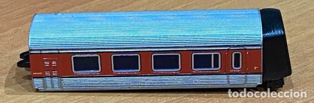 Trenes Escala: COCHE 2&ordf; CLASE DEL TALGO DE IBERTREN. ESCALA N