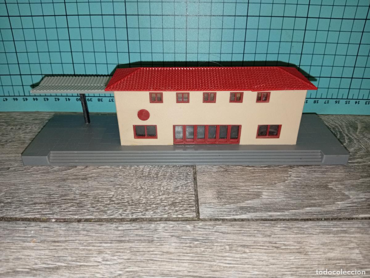 Trenes Escala: Estaci&oacute;n tren trenes Ibertren