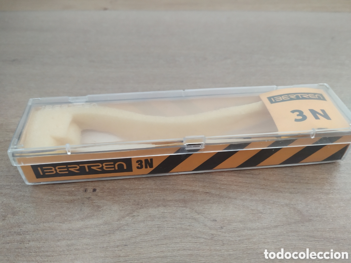 Trenes Escala: Caja original LOCOMOTORA DIESEL B.B. 2000 TALGO IBERTREN 3N REF 026