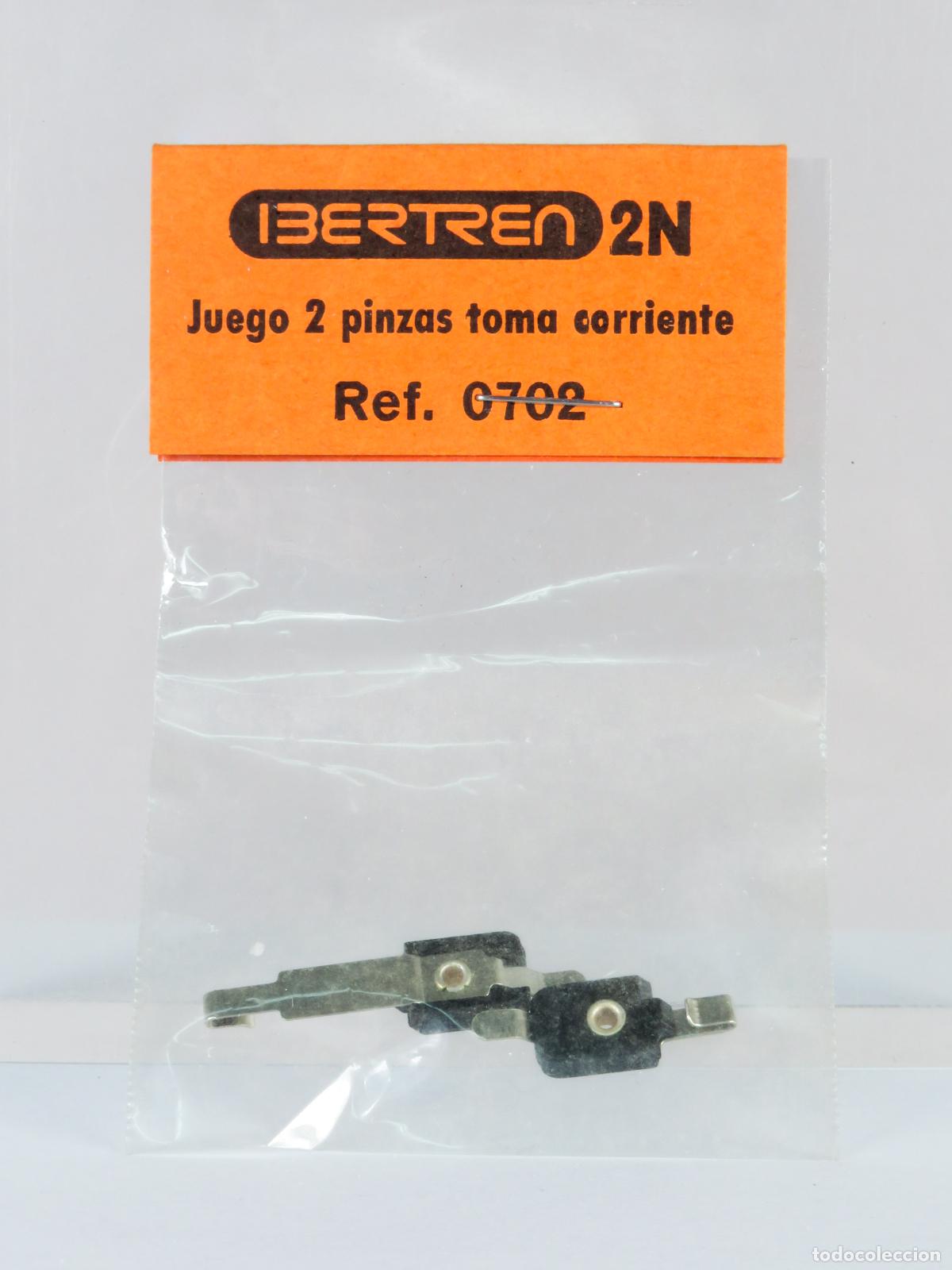 Trenes Escala: Blister tren Ibertren 2N 0702 2 pinzas toma corriente nuevo sin abrir