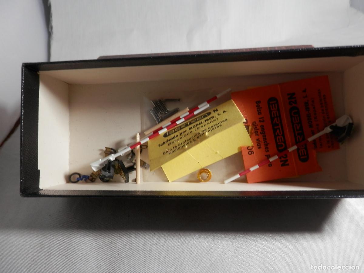 Scale Trains: LOTE ACCESORIOS ESCALA N DE IBERTREN