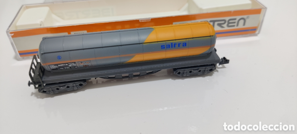 Trenes Escala: IBERTREN N - CISTERNA 4 EJES SALTRA REF. 6370