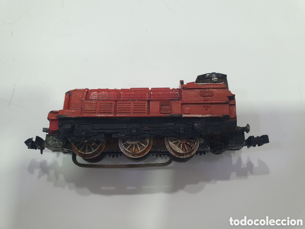 Trenes Escala: Locomotora Ibertren a restaurar. (L127)