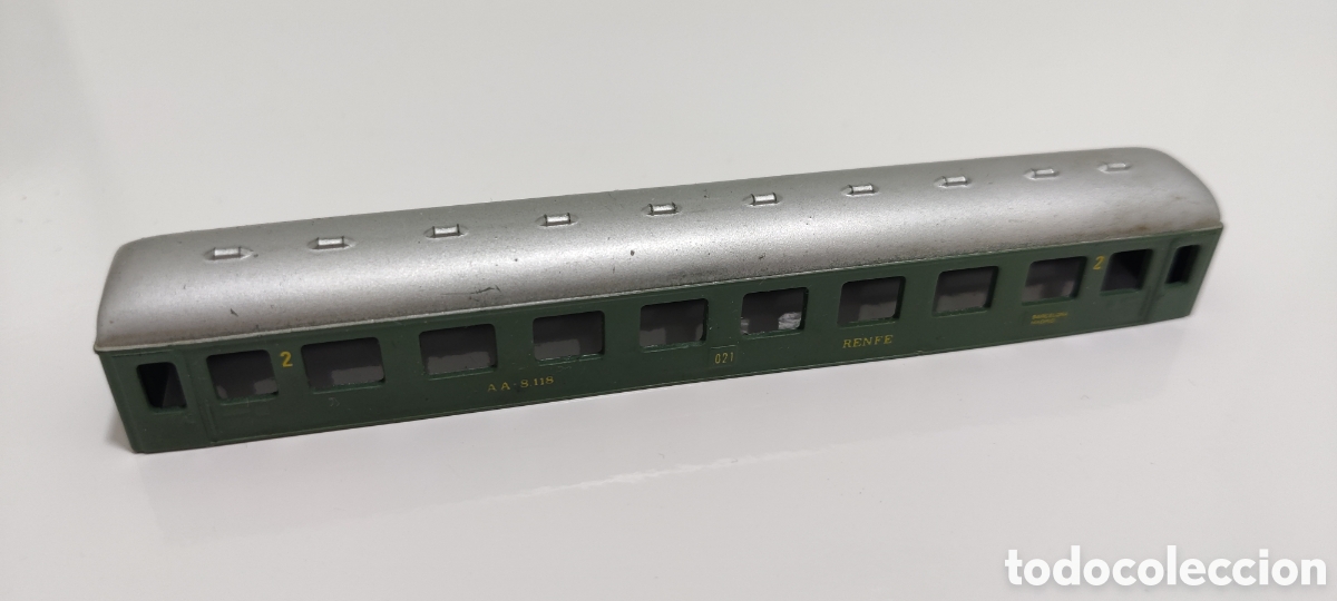 Trenes Escala: IBERTREN N - CARCASA COCHE VIAJEROS 2&ordf; CLASE SERIE 8000