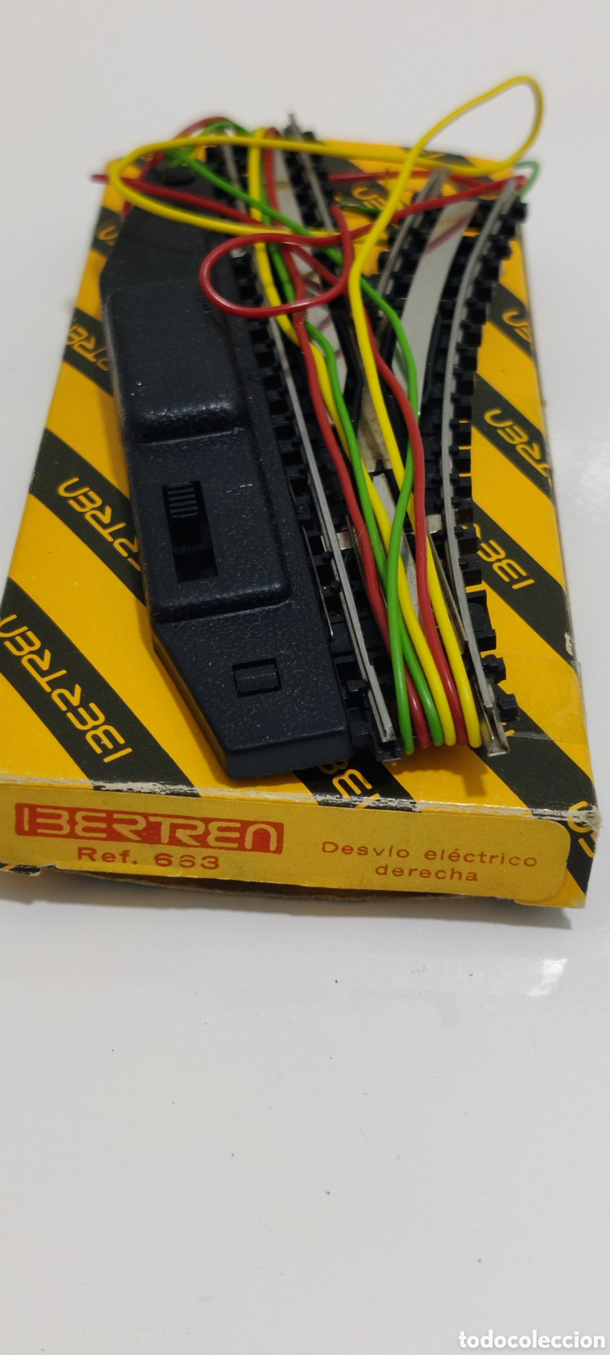 Scale Trains: IBERTREN N - DESV&Iacute;O EL&Eacute;CTRICO DERECHA REF. 663