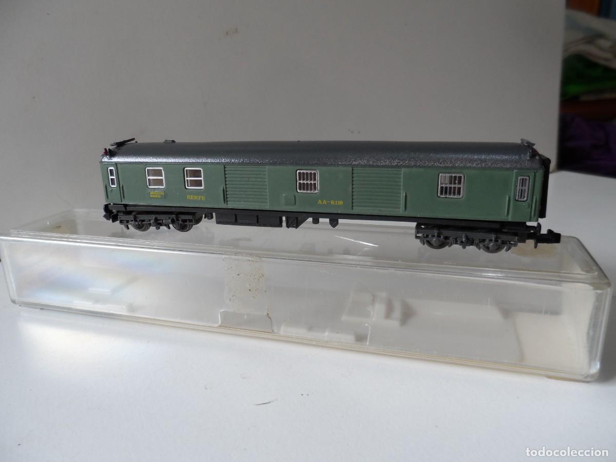 Trenes Escala: VAGON FURGON IBERTREN 8000 CON LUZ . ARTESANAL ESCALA N
