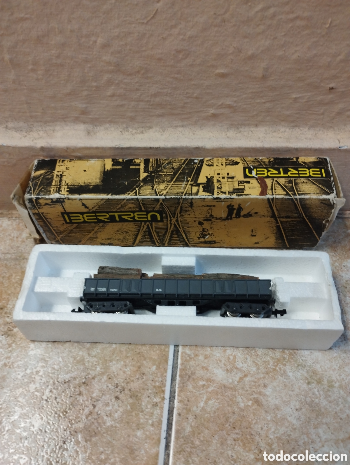 Trenes escala: Vag&oacute;n de carga ibertren escala N