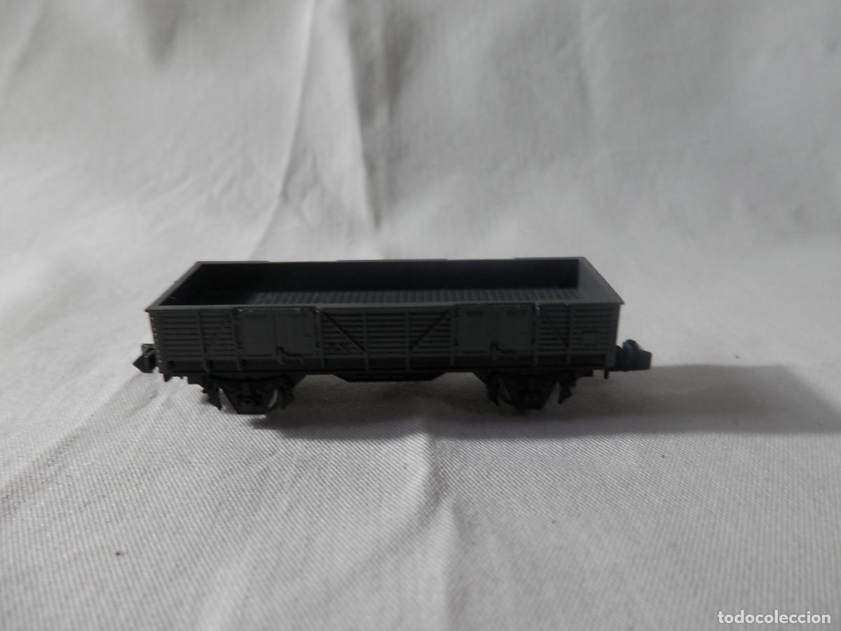 Scale Trains: VAGON BORDE BAJO ESCALA N DE IBERTREN