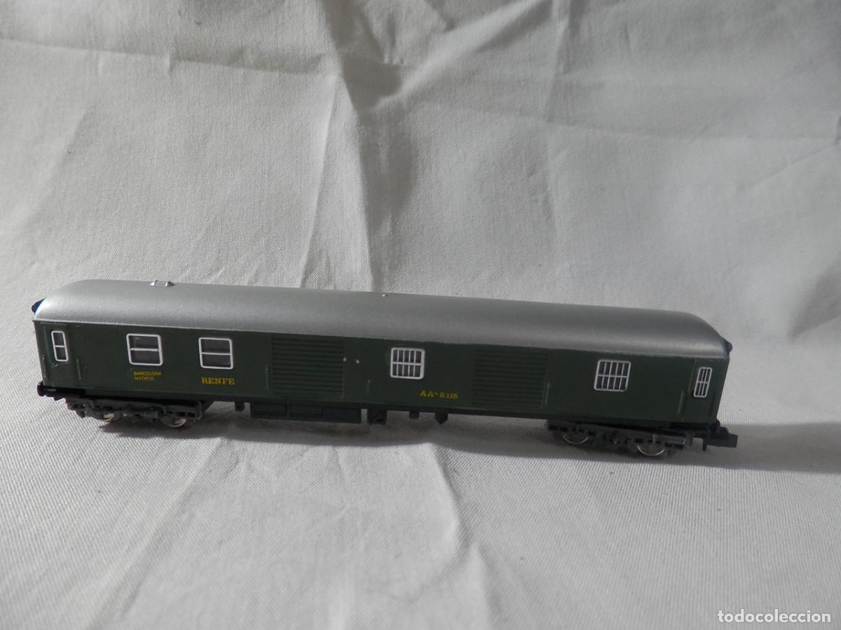 Trenes escala: VAGON FURGON RENFE ESCALA N DE IBERTREN