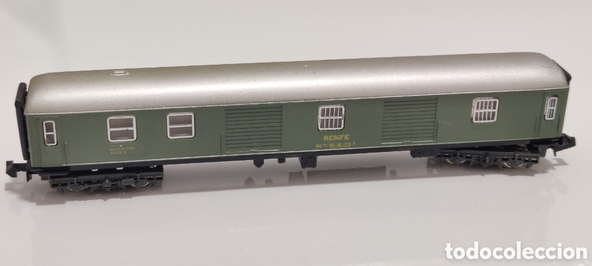 Trenes escala: IBERTREN N - FURG&Oacute;N SERIE 8000 VERDE REF. 205