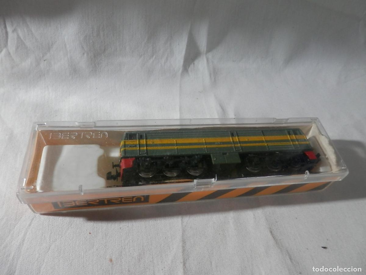 Trenes escala: LOCOMOTORA DIESEL RENFE ESCALA 3N DE IBERTREN