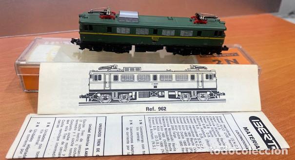 Trenes escala: LOCOMOTORA EL&Eacute;CTRICA MITSUBISHI 269 VERDE RENFE DE IBERTREN, REF. 0962. ESCALA 2N