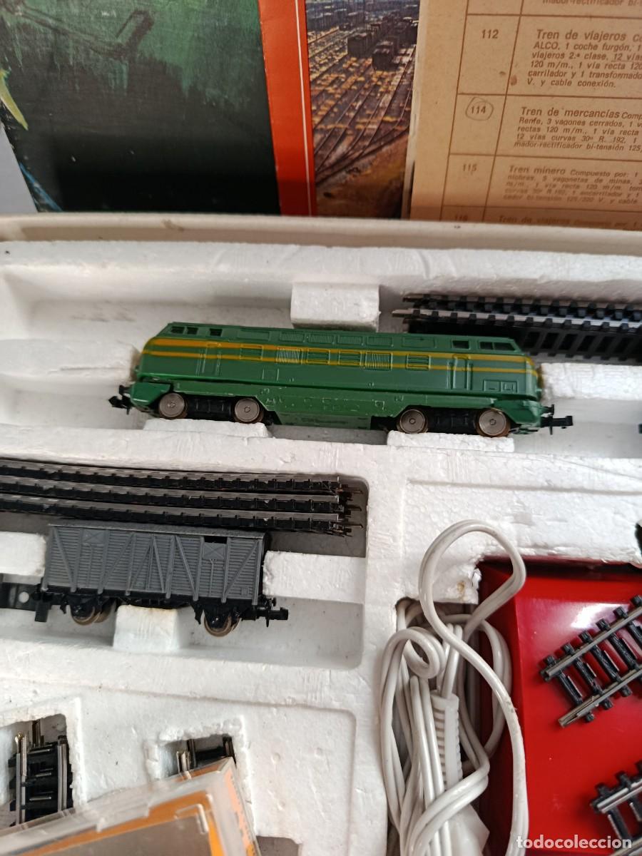 Trenes escala: Set Ibertren 114 + extras - Foto 5