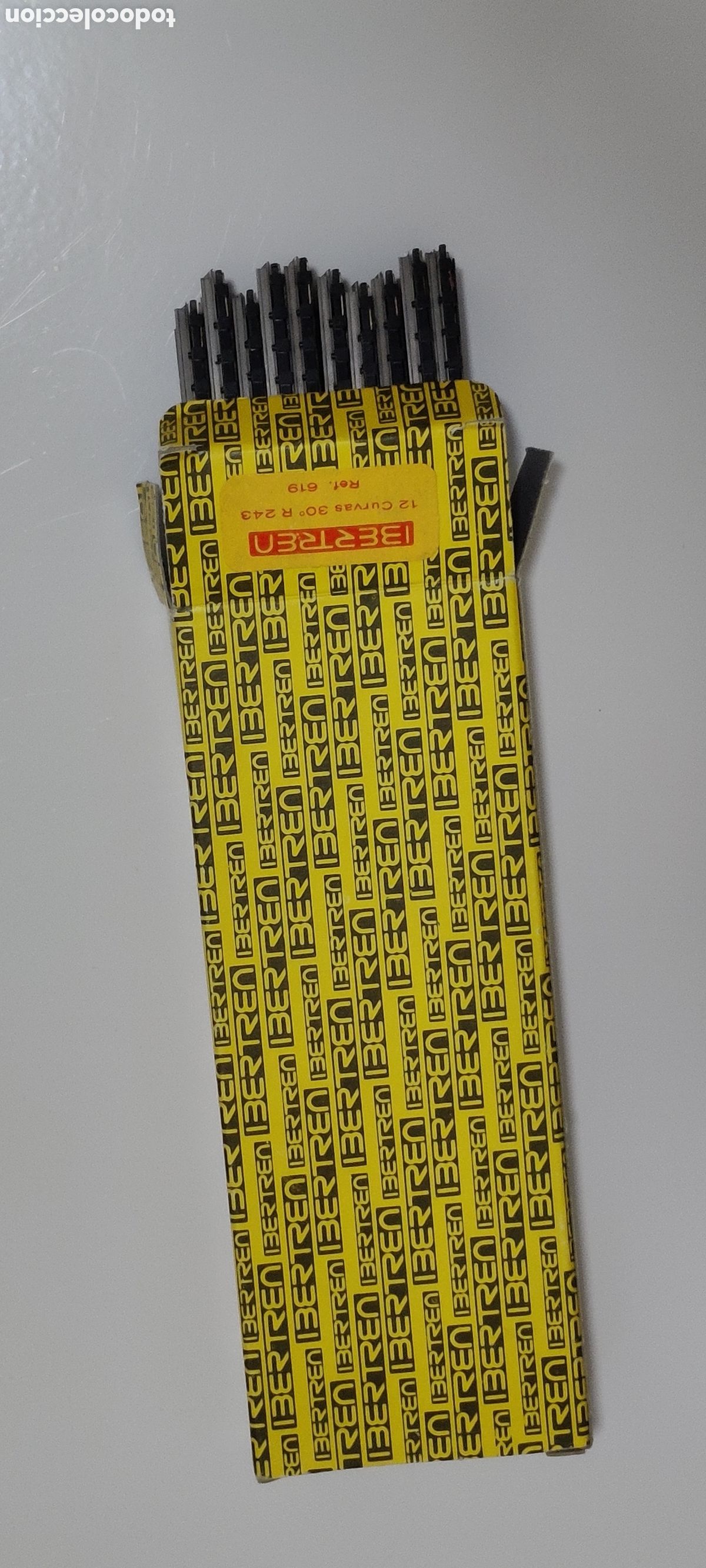 Trenes escala: IBERTREN 3N - 12 V&Iacute;AS CURVAS R 30&deg; 249 mm REF. 619 EN CAJA