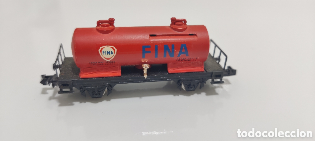 Trenes escala: IBERTREN N - VAG&Oacute;N CISTERNA 2 EJES FINA REF. 358