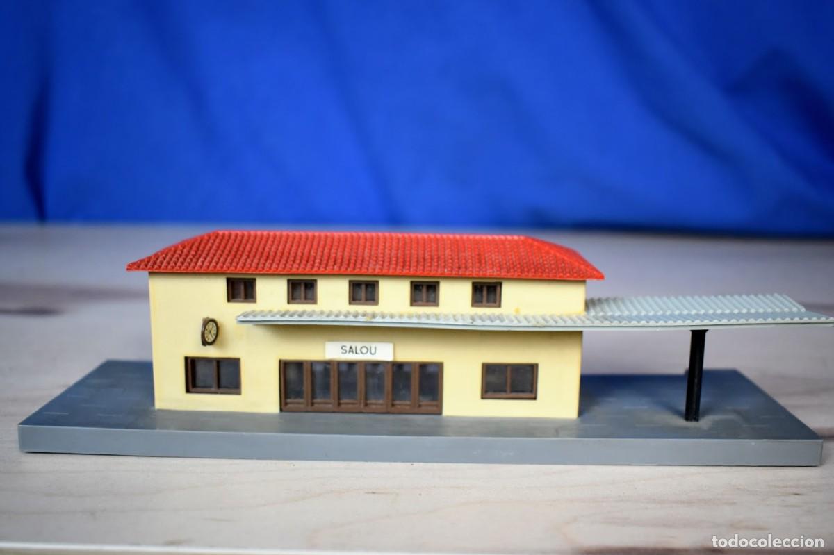 Trenes escala: Estaci&oacute;n de Ibertren escala N a&ntilde;os 70