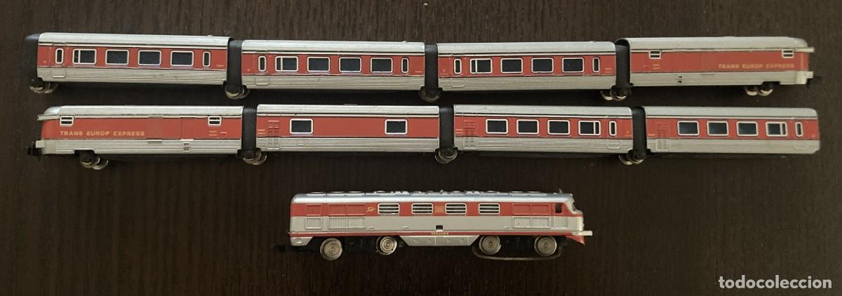 Trenes escala: IBERTREN - TALGO LOCOMOTORA + 8 VAGONES / ESCALA 3N -