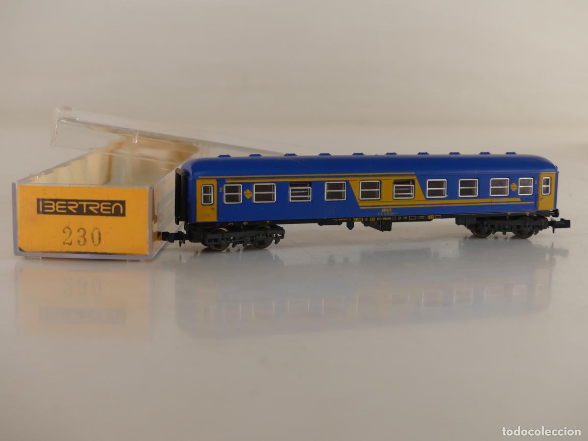 Comboios Escala: VAGON RENFE ESCALA -N- DE IBERTREN CON CAJA REF: 230