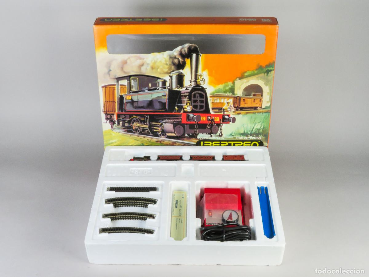 Trenes escala: Caja Ibertren 2N Ref 0840 locomotora y 3 vagones buen estado Funciona