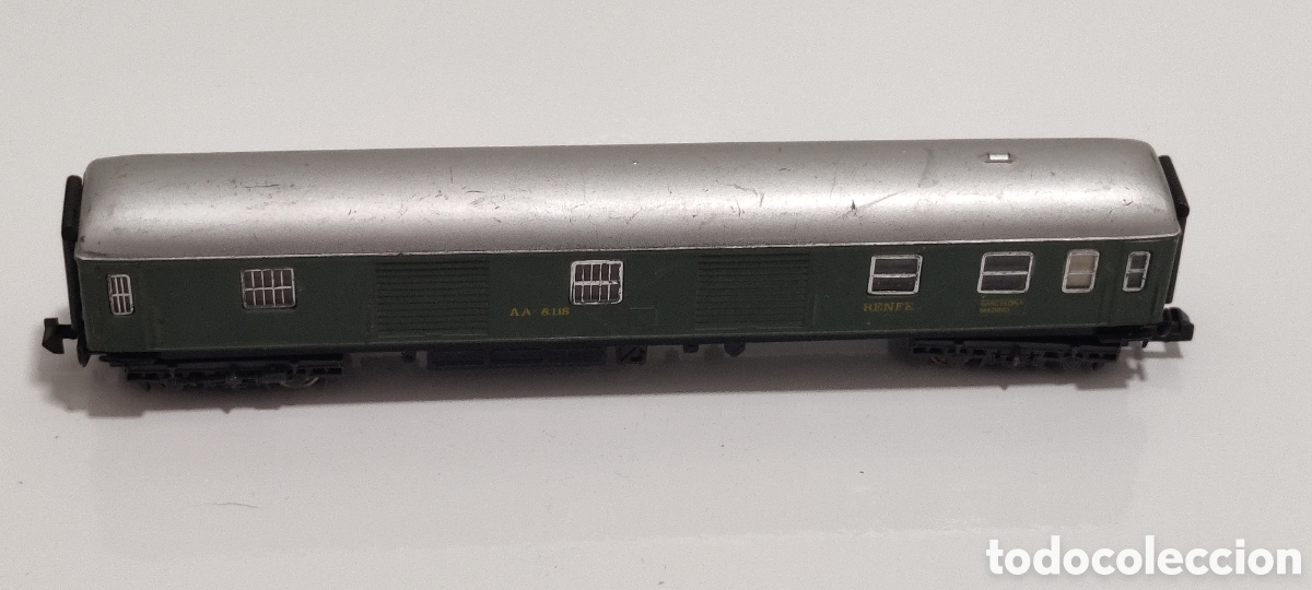 Trenes escala: IBERTREN N - FURG&Oacute;N VERDE REF. 205