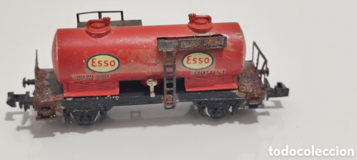 Trenes escala: IBERTREN N - CISTERNA 2 EJES ESSO REF. 353