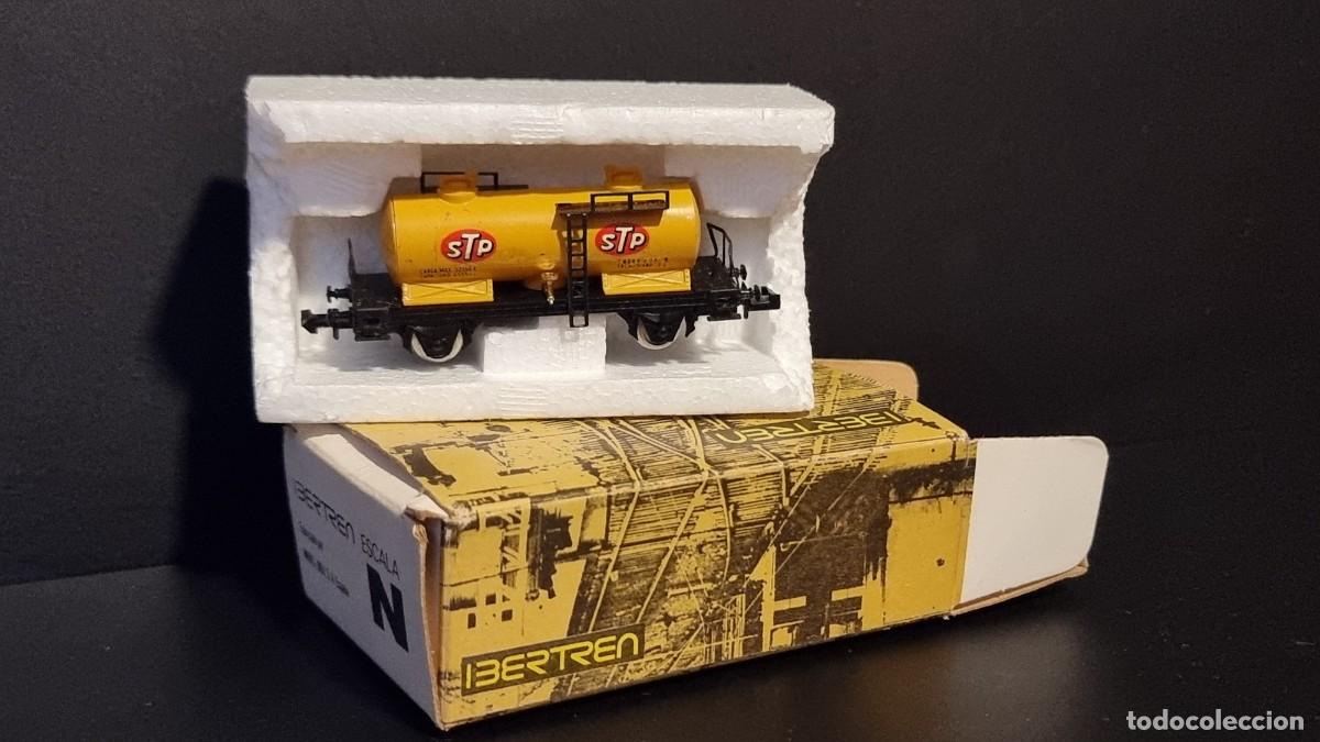 Trenes escala: IBERTREN REF: 3404 VAGON CISTERNA STP EN CAJA FUNCIONA BIEN POREX INTERIOR UN POC ROTO