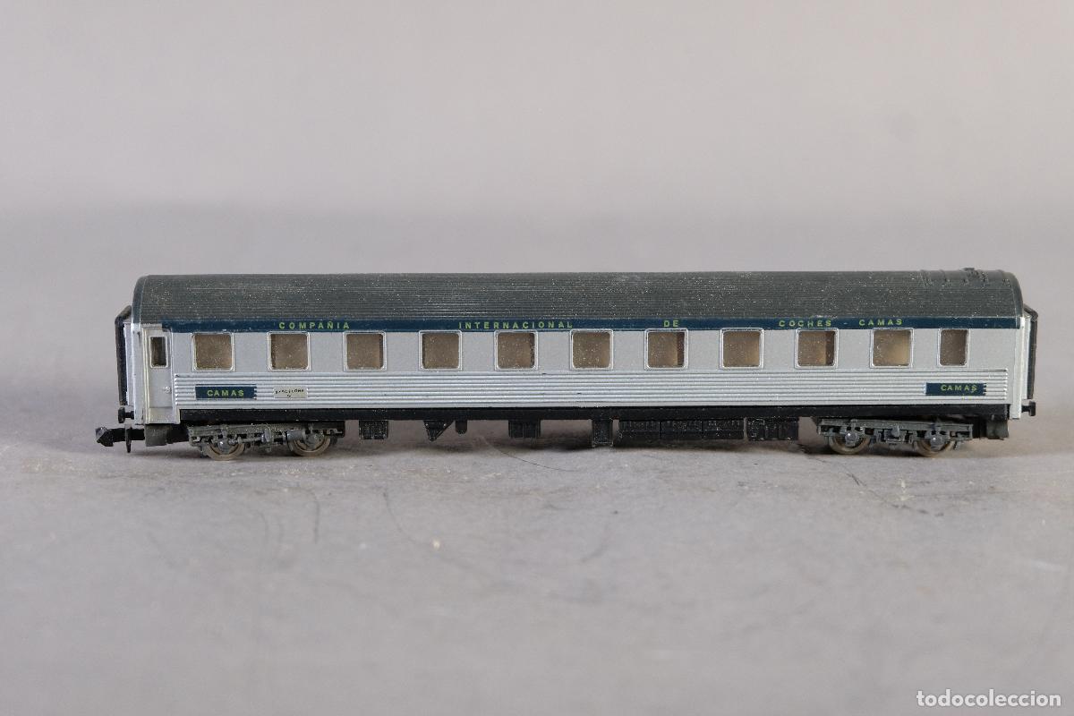 Trenes escala: Vag&oacute;n IBERTREN escala N