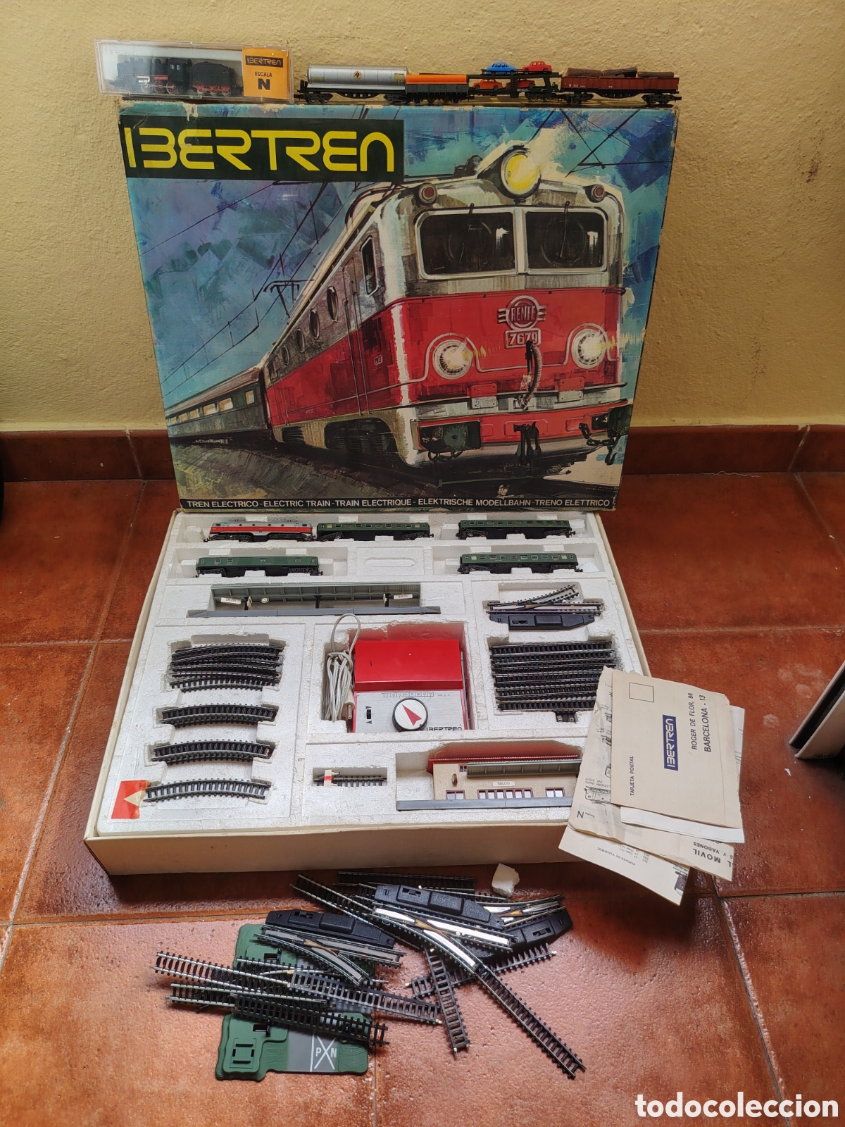 Trenes escala: CAJA IBERTREN COMPLETA CON PISTAS Y M&Aacute;QUINAS A&Ntilde;ADIDAS