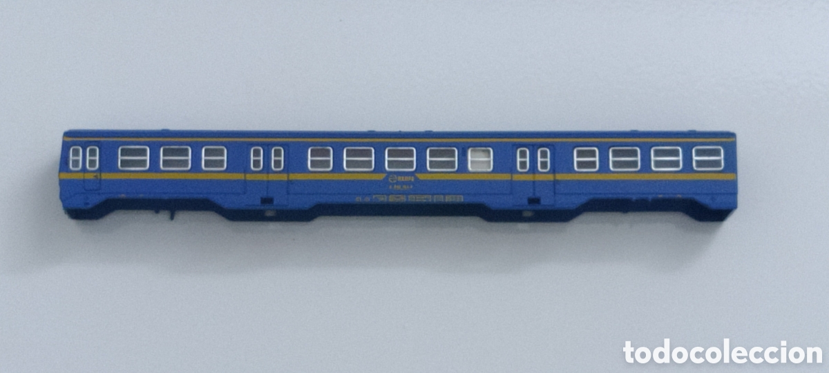 Trenes escala: IBERTREN N - CARCASA COCHE COLA CERCAN&Iacute;AS UT 440