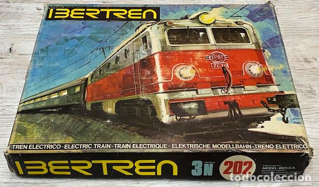 Trenes escala: CAJA DEL EQUIPO COMPLETO DE IBERTREN, REF. 202 T.R. ESCALA 3N