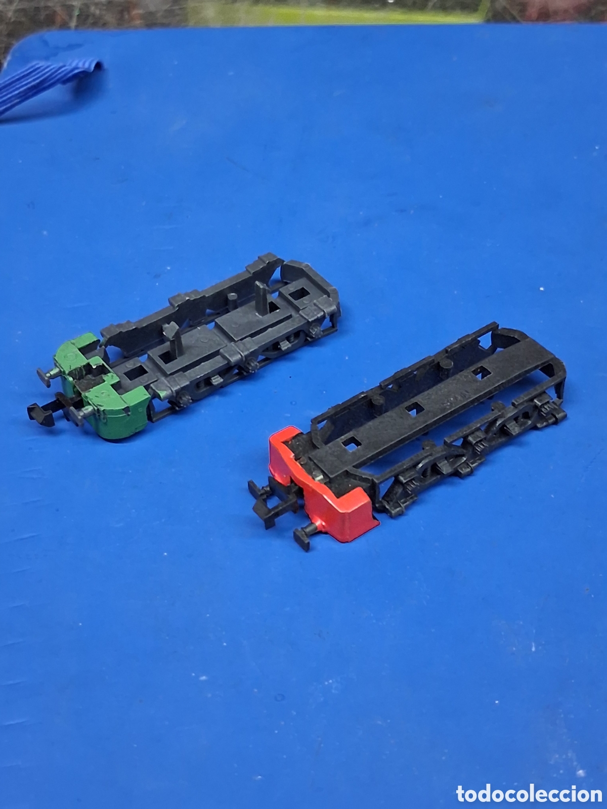 Trenes escala: 2 bajos locomotora maniobras N ibertren NO VENDO SUELTAS