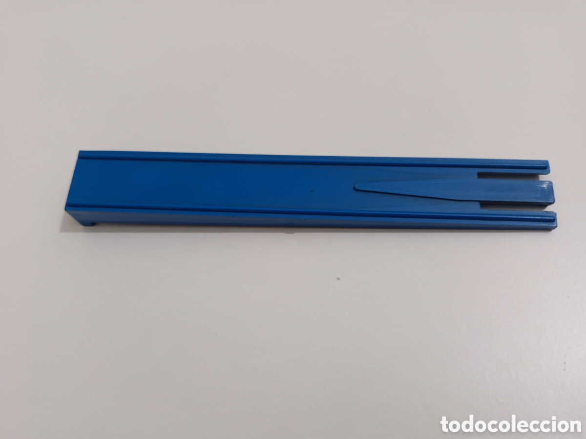 Trenes escala: Encarrilador azul ibertren