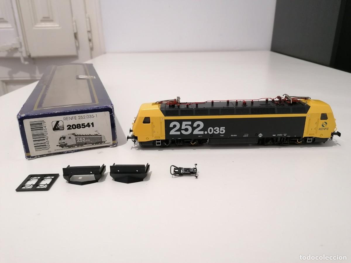 Trenes Escala: Lima H0 208541 Locomotora 252 Renfe Digital Buen Estado