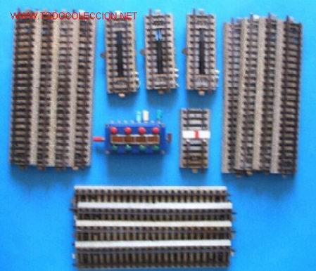 Trenes escala: LOTE:  VIAS Y COMPLEMENTOS MARKLIN - Foto 1