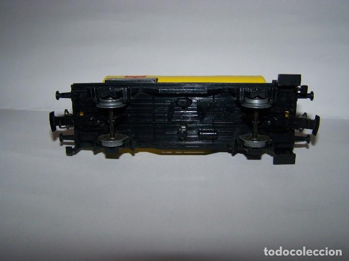 Trenes escala: Vag&oacute;n cisterna Shell de la marca Marklin H0 - Foto 3