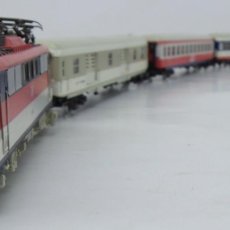 Trenes Escala: MÄRKLIN 2859 - DB LOCOMOTORA 111 069-1 Y 4 COCHES 125 ANIVERSARIO H0. Lote 379210244