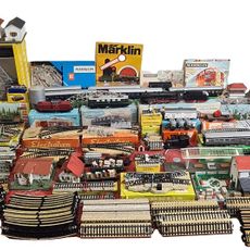 LOCOMOTIVES ET MULTITUDE D'ACCESSOIRES LIVRES ETC. MARKLIN (Gebraucht LOCOMOTIVES ET MULTITUDE D'ACCESSOIRES LIVRES ETC. MARKLIN (Gebraucht