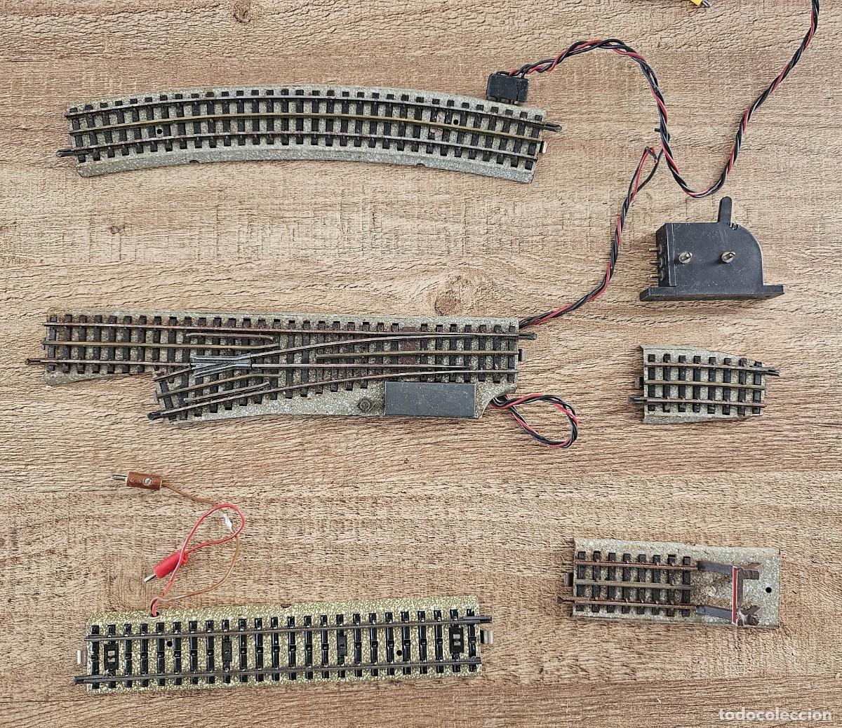 Trenes escala: M&auml;rklin HO. Desvios , topes, interruptor - Foto 1