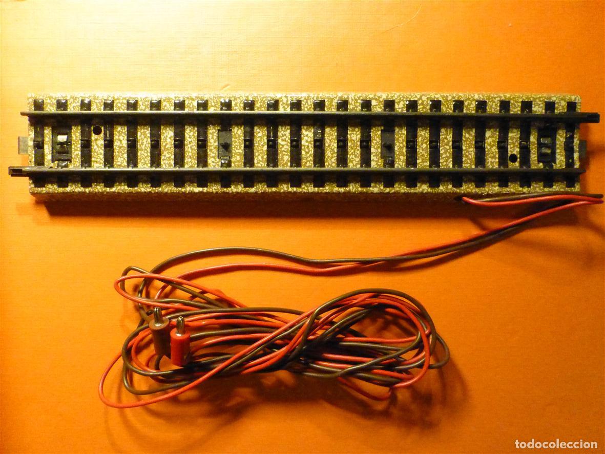 Trenes Escala: TRAMO Via RECTO CON TOMA DE CORRIENTE y cables de 150 cm. MARKLIN HO 5111 - 18 cm. 1/1 - Sin caja -