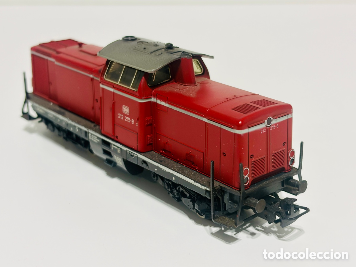 Trenes Escala: Locomotora diesel MARKLIN 3072 escala HO FUNCIONA DB 212 215-8
