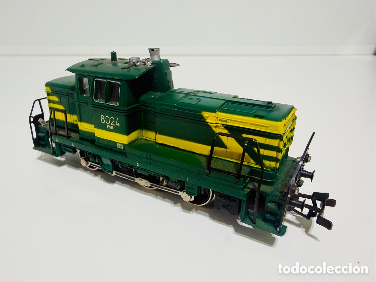 Trenes Escala: Locomotora diesel maniobras MARKLIN 3149 escala HO - tren