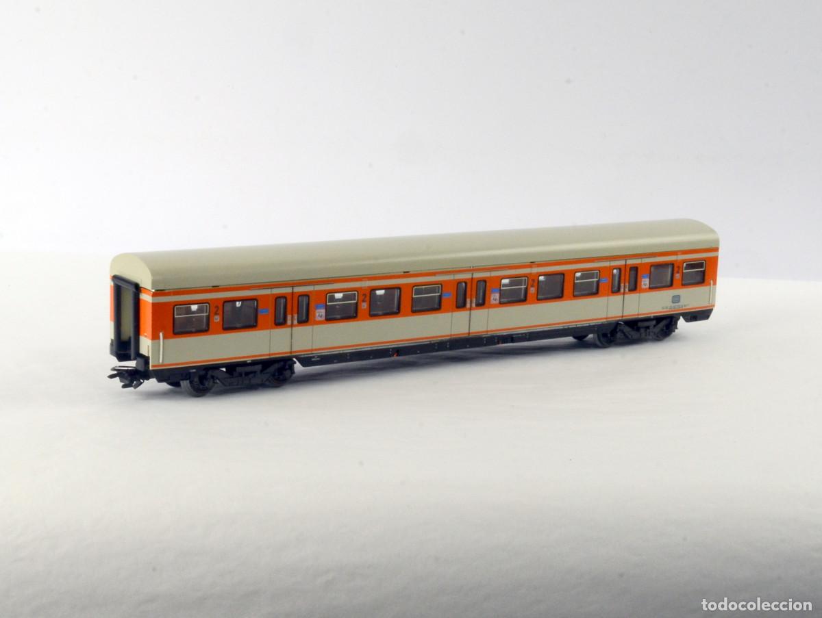 Trenes Escala: M&auml;rklin Trenes Escala H0 CA 4183 Vag&oacute;n de Cercan&iacute;as 2&ordf; Clase con caja
